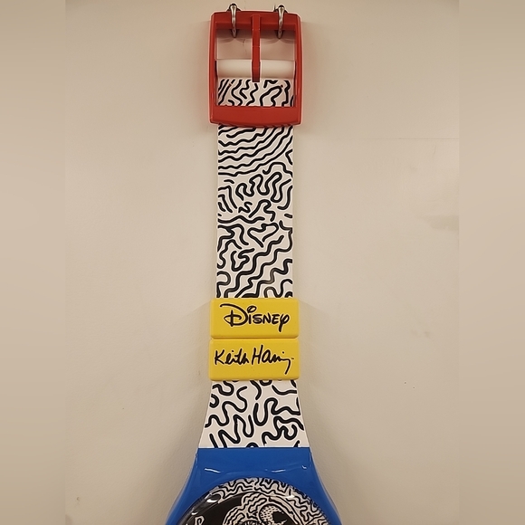 Swatch ECLECTIC MICKEY Maxi Clock MSUOZ336 2021 Specials Design By Keith Haring - Picture 6 of 16